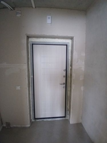 Входная дверь под ключ Delta PRO Букле коричневый VDM-2 - Лиственница белая D6-13 фото 3