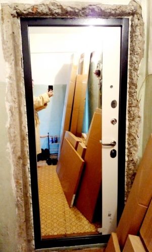 Входная дверь Феррони 9 см Серебро Зеркало (в пол) Эмалит белый фото 2